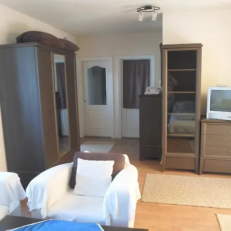 Origo Apartmanhaz 公寓 *